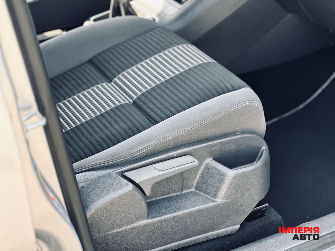 Volkswagen Golf Plus - фото 11