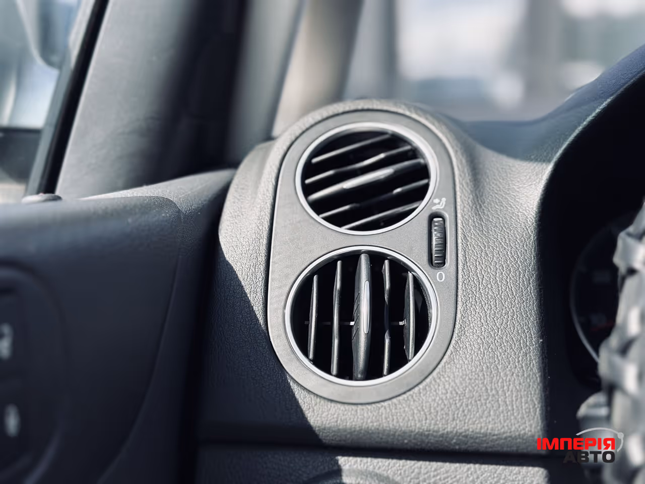 Volkswagen Golf Plus - фото 35