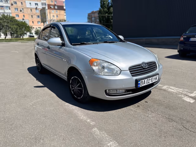 Hyundai Accent - зображення 1