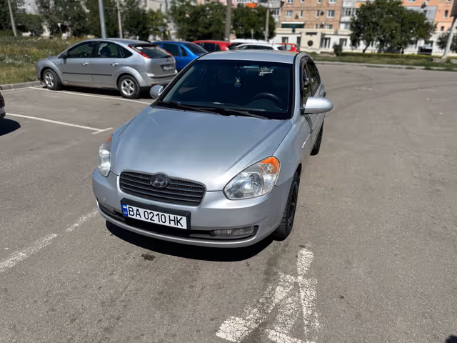 Hyundai Accent - зображення 3