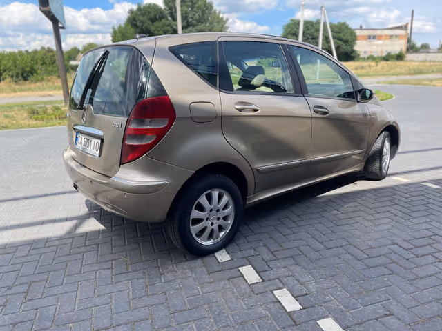 Mercedes-Benz A-Класс - зображення 4