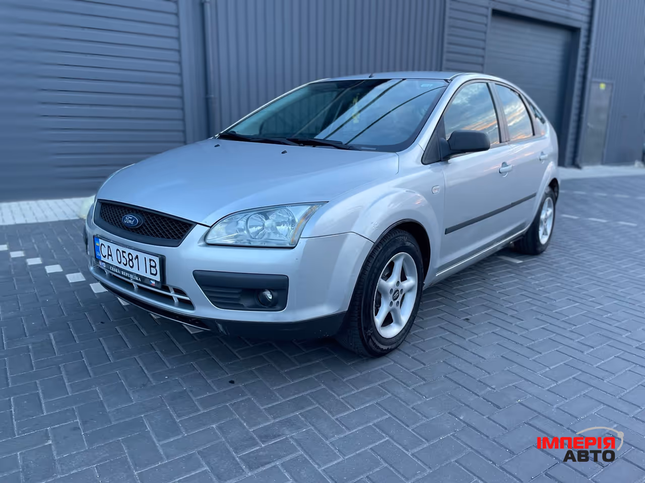 Ford Focus - фото 1