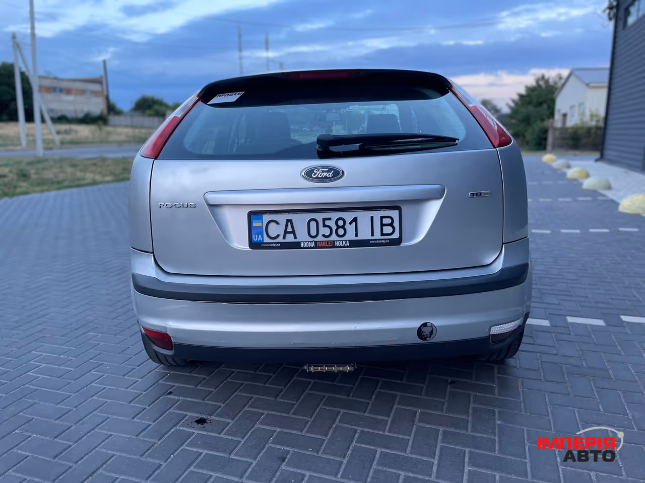 Ford Focus - фото 5