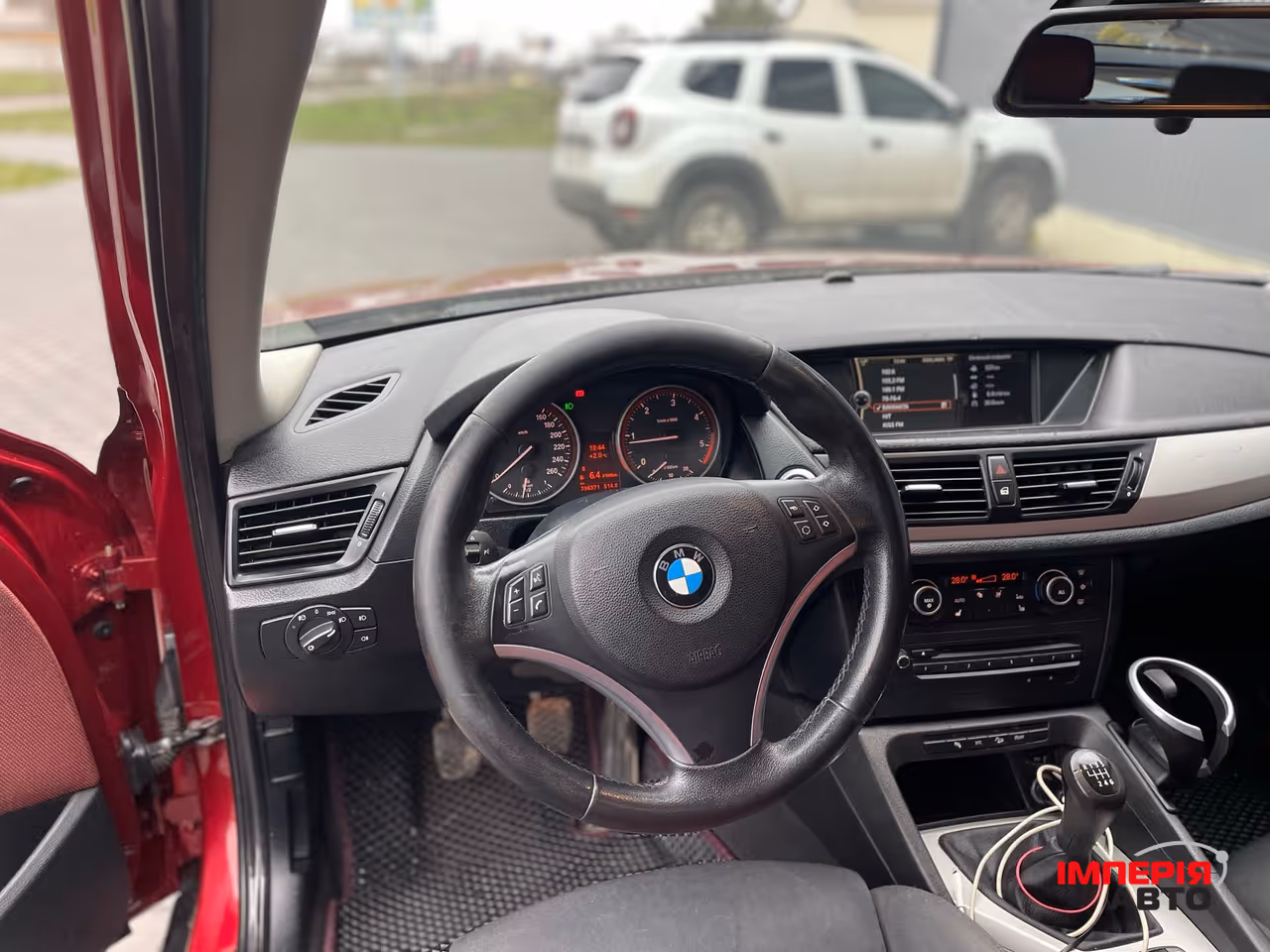 BMW X1 - фото 7