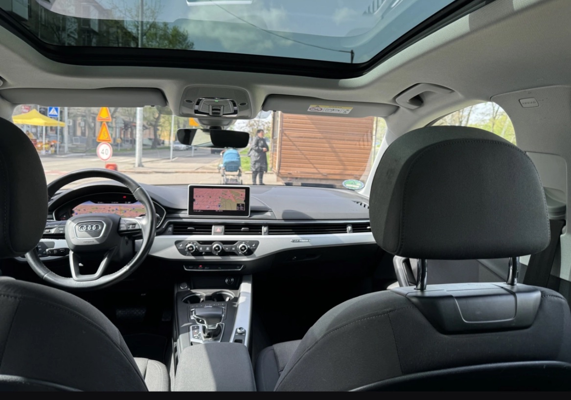 Audi A4 - фото 6