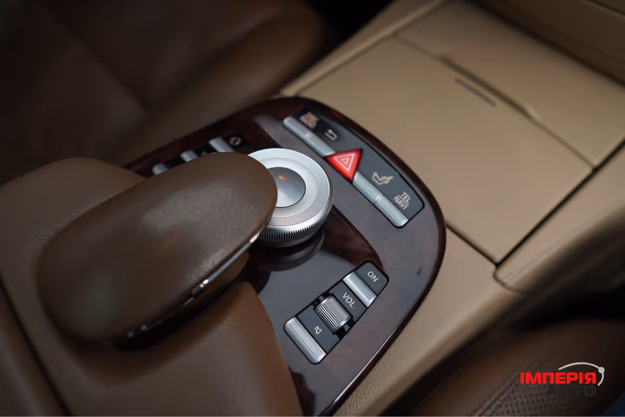 Mercedes-Benz S-Класс - фото 16