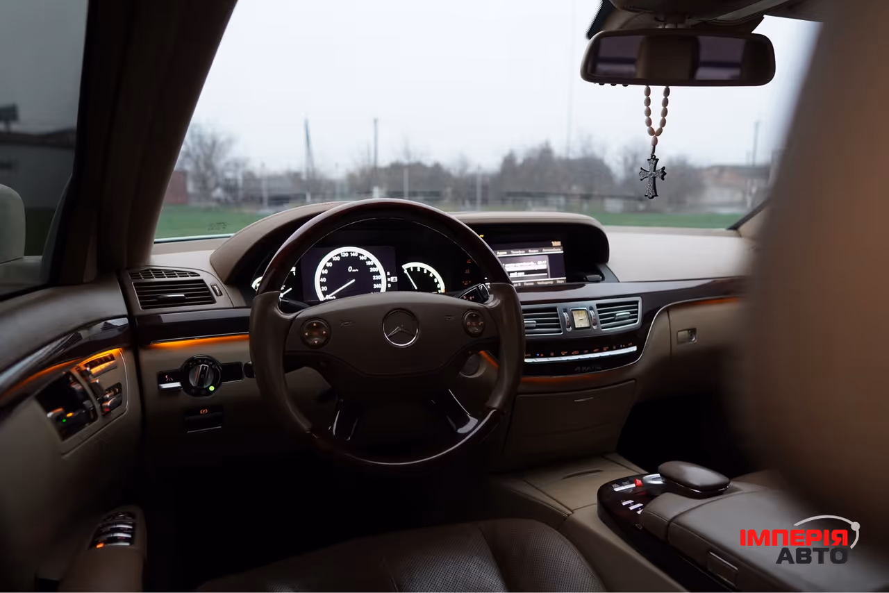 Mercedes-Benz S-Класс - фото 26
