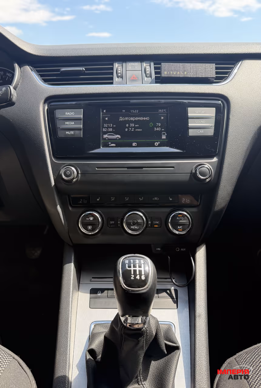 Skoda Octavia - фото 11