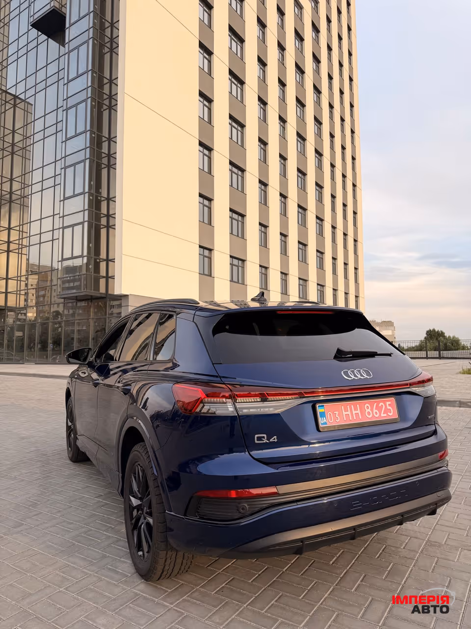 Audi Q4 e-tron - фото 8