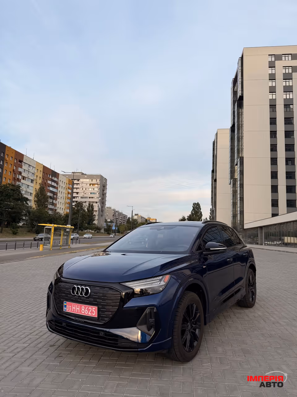 Audi Q4 e-tron - фото 2