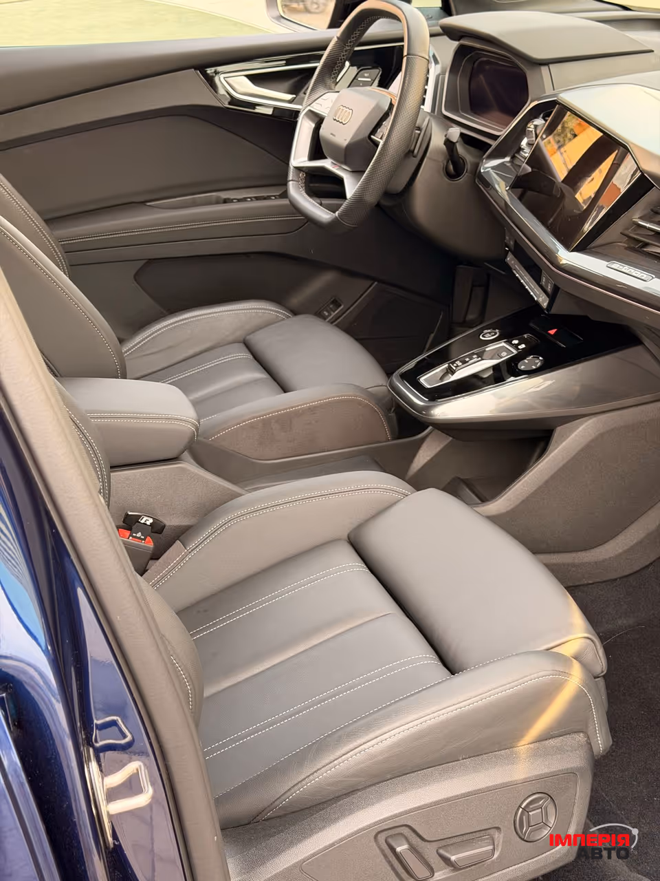 Audi Q4 e-tron - фото 11