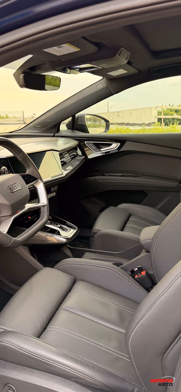 Audi Q4 e-tron - фото 18