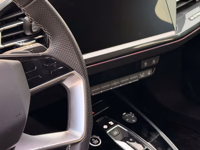 Audi Q4 e-tron - зображення 5