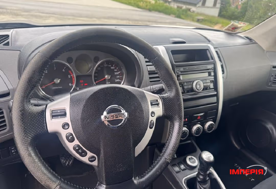 Nissan X-Trail - фото 8