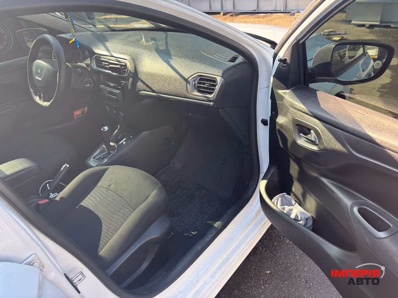 Peugeot 301 - фото 19