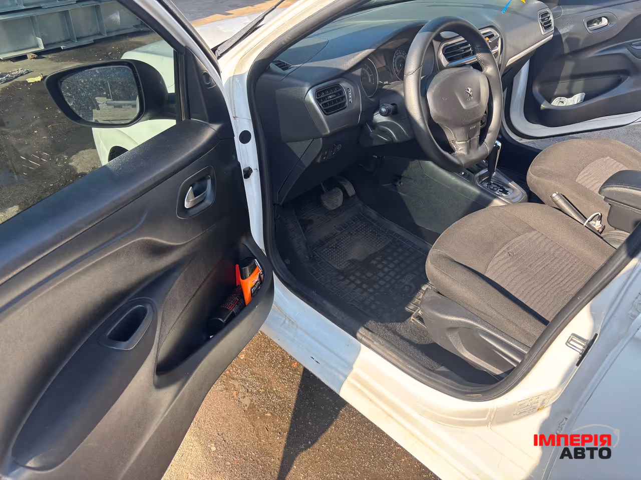 Peugeot 301 - фото 15