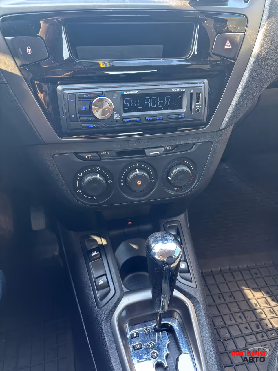 Peugeot 301 - фото 8