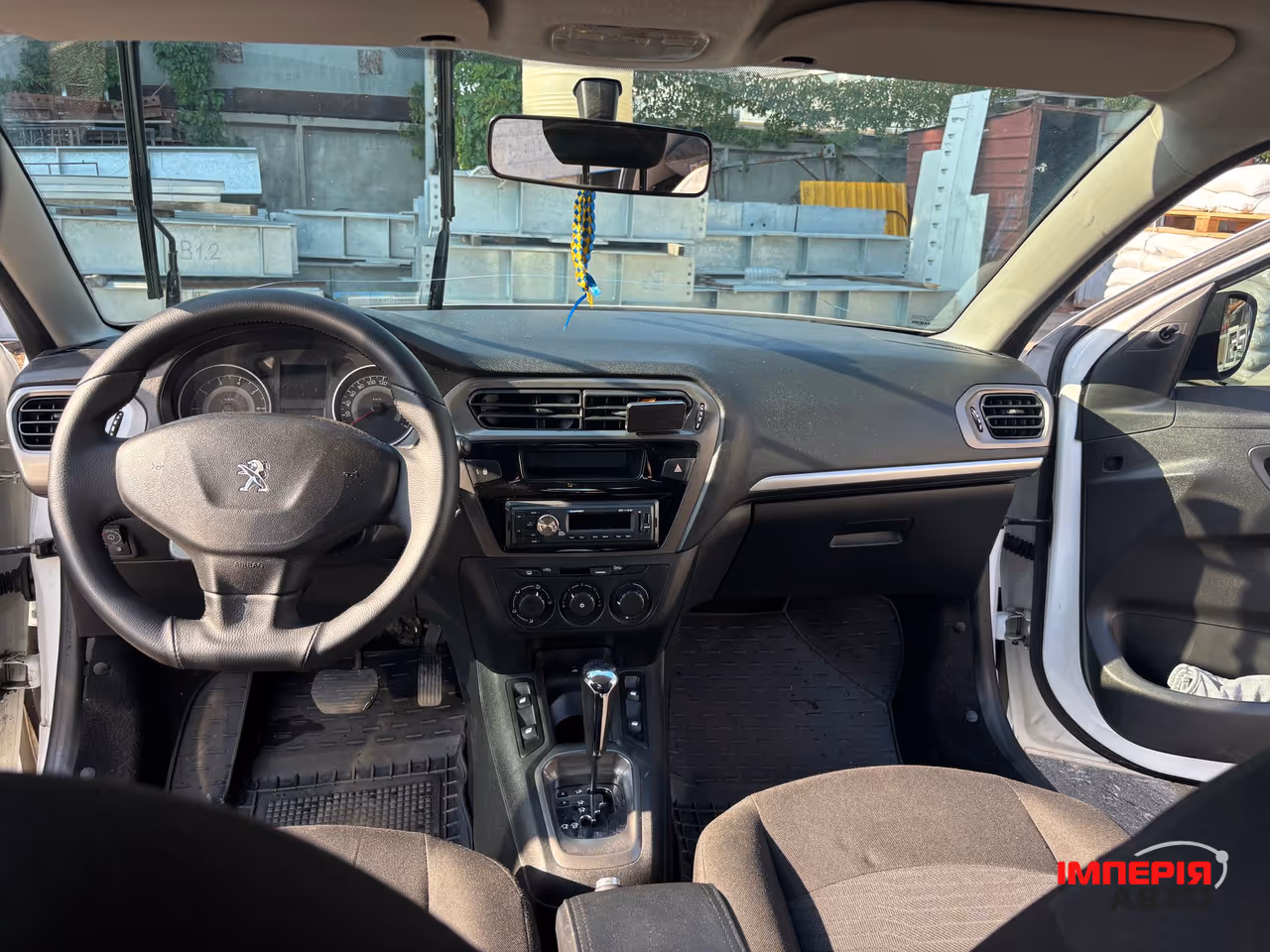 Peugeot 301 - фото 14