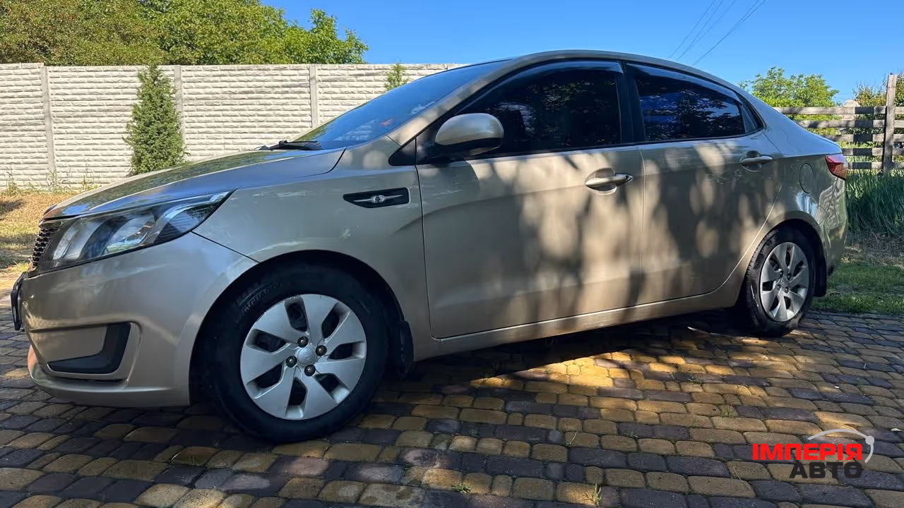 Kia Rio - фото 2
