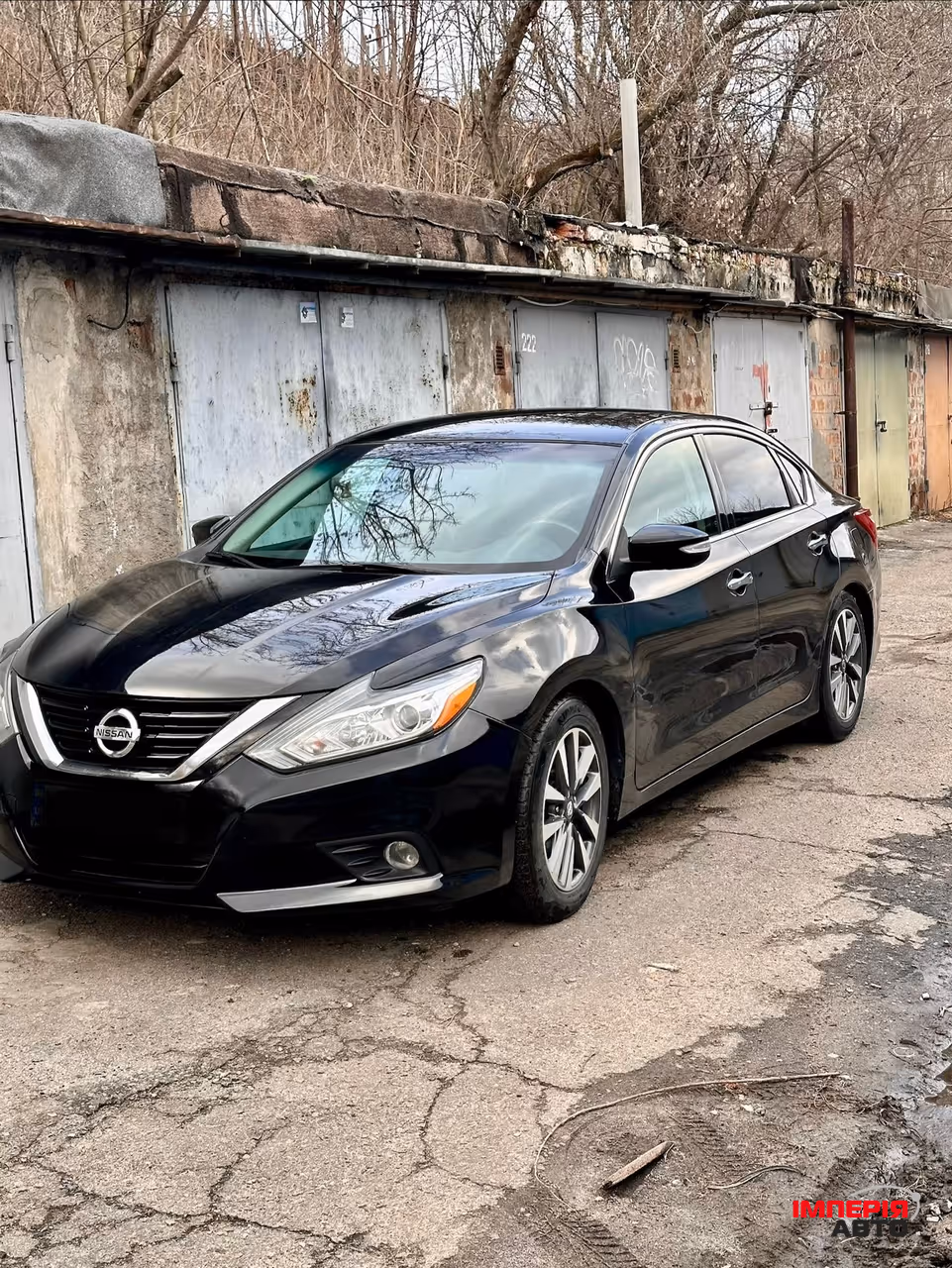 Nissan Altima - фото 1