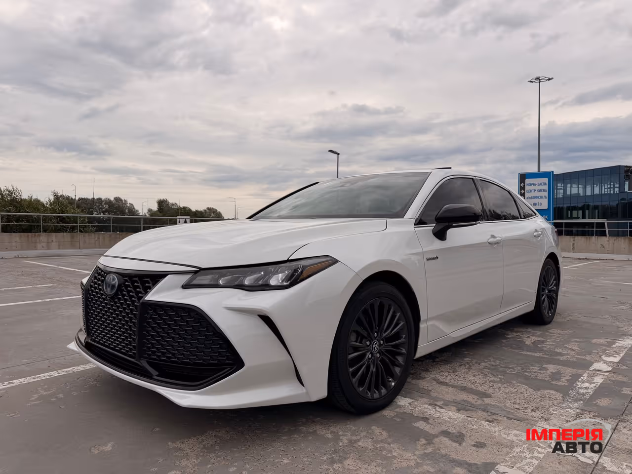 Toyota Avalon - фото 18