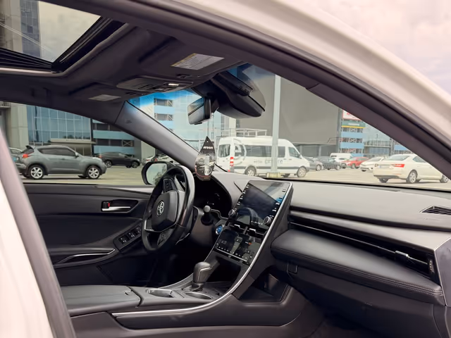 Toyota Avalon - зображення 4