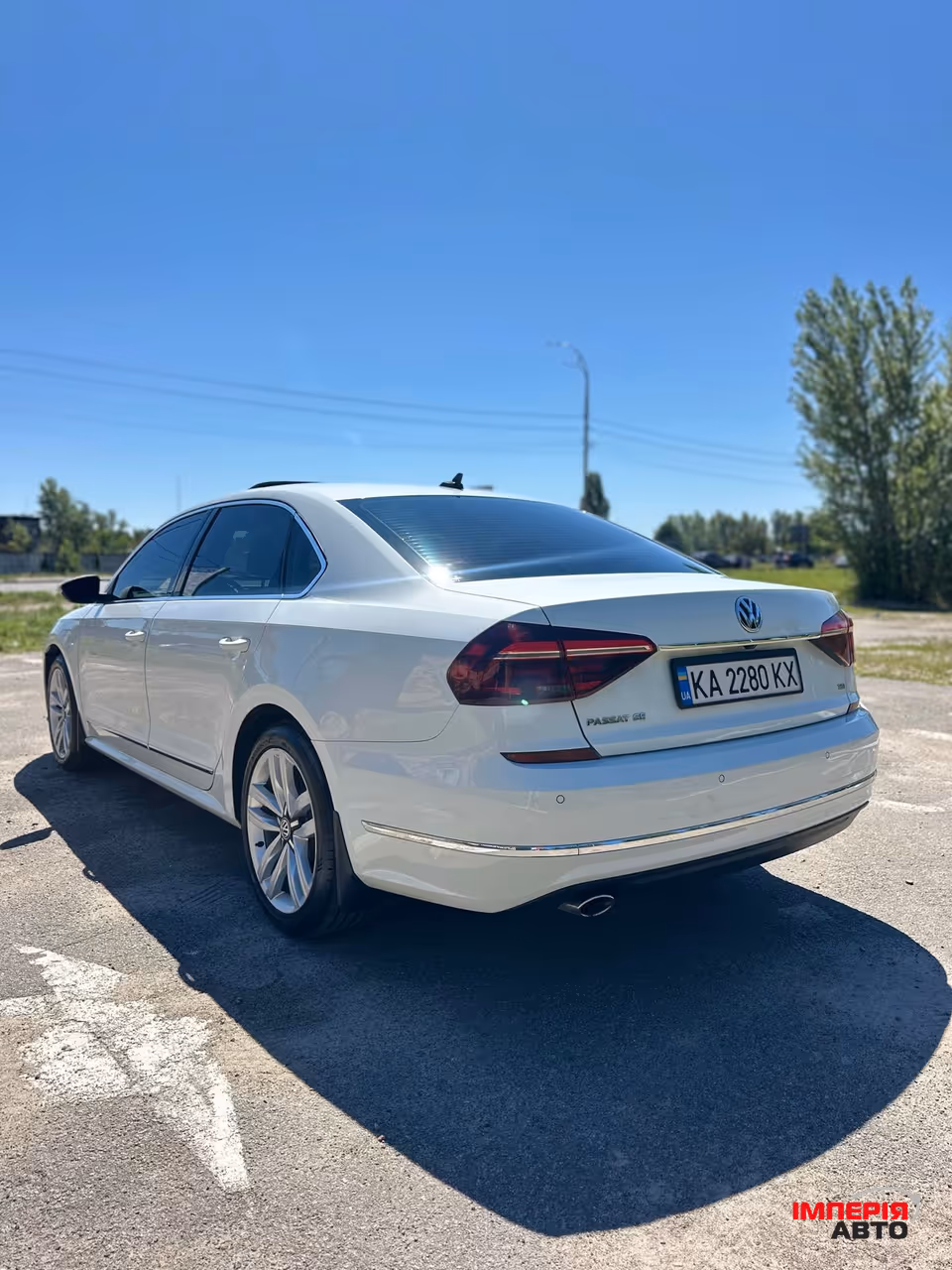Volkswagen Passat - фото 7