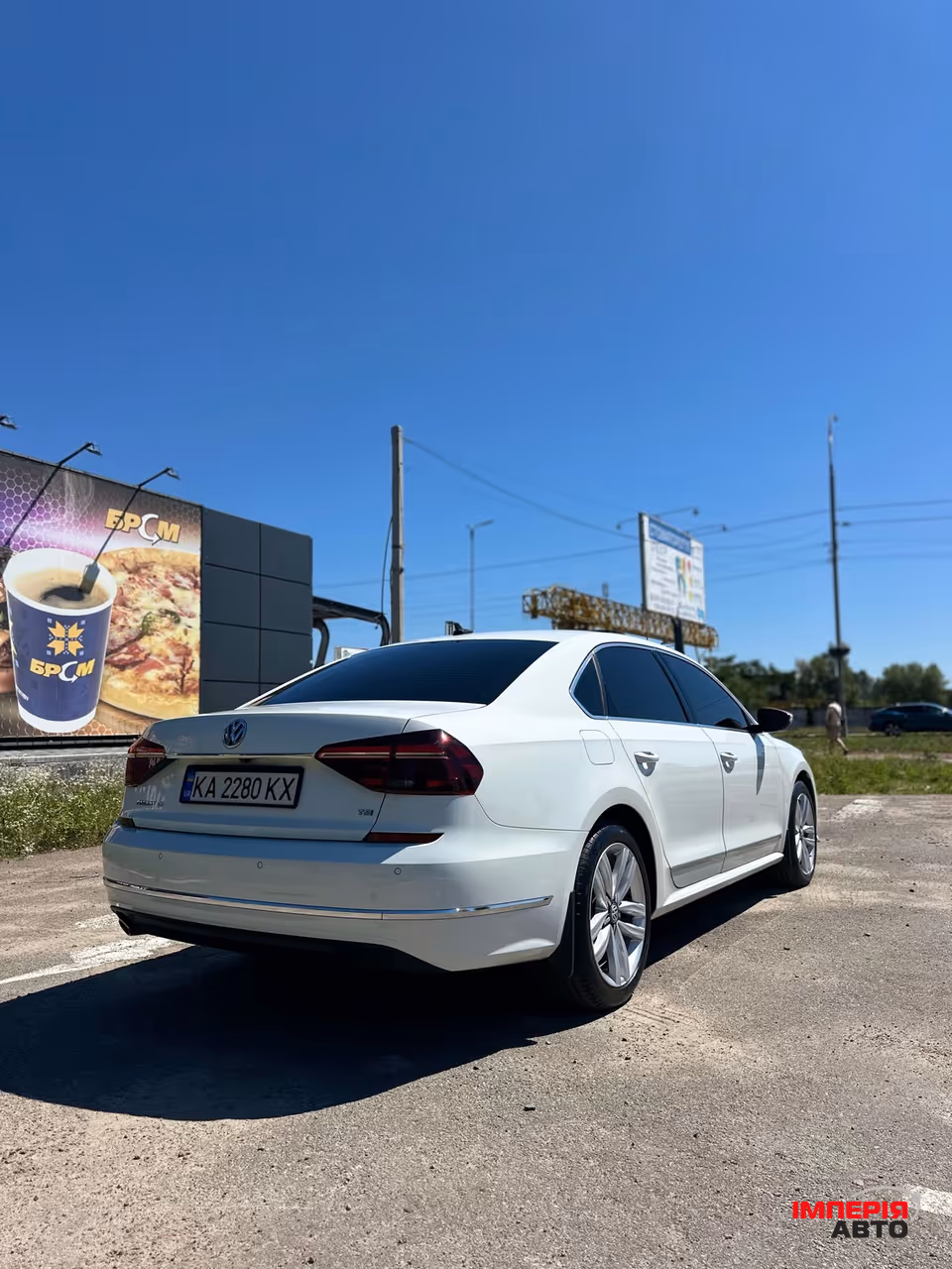 Volkswagen Passat - фото 5
