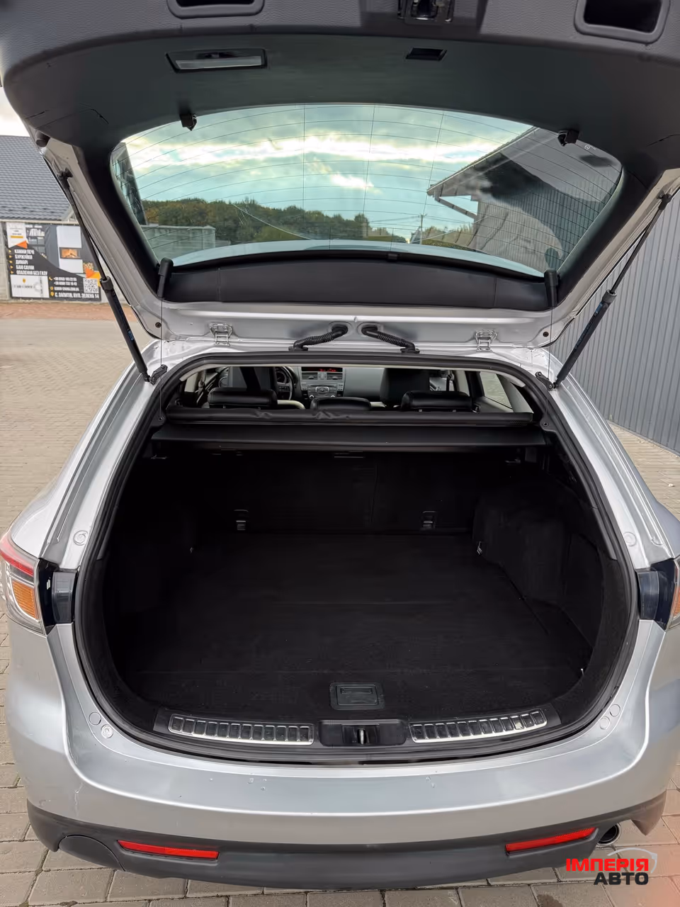Mazda 6 - фото 11