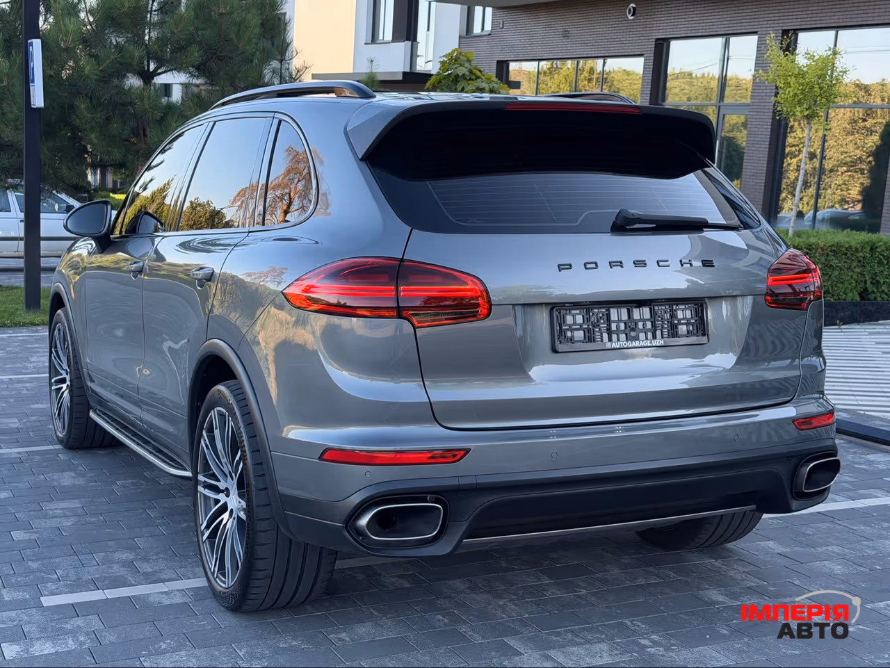 Porsche Cayenne - фото 10