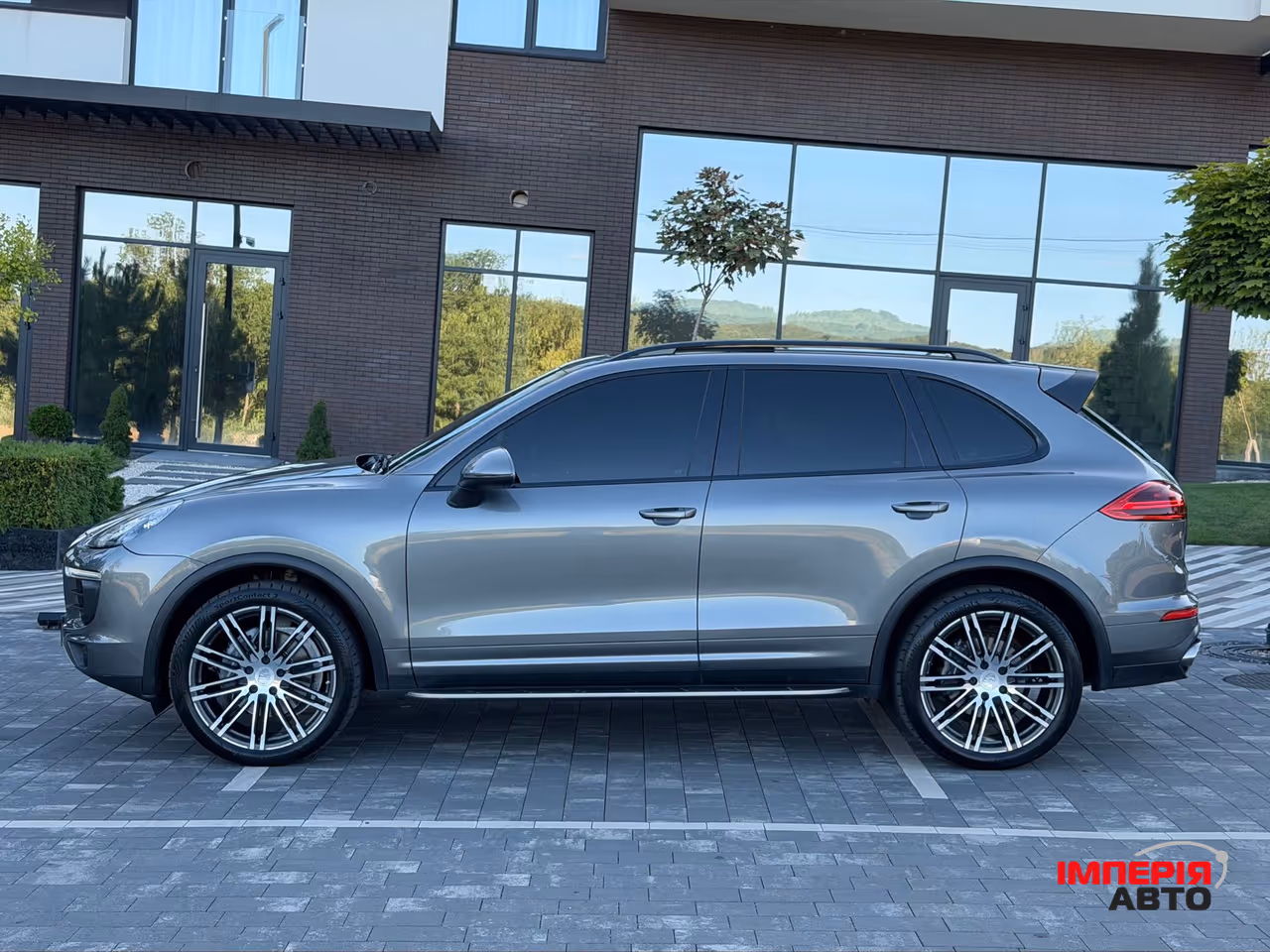 Porsche Cayenne - фото 6