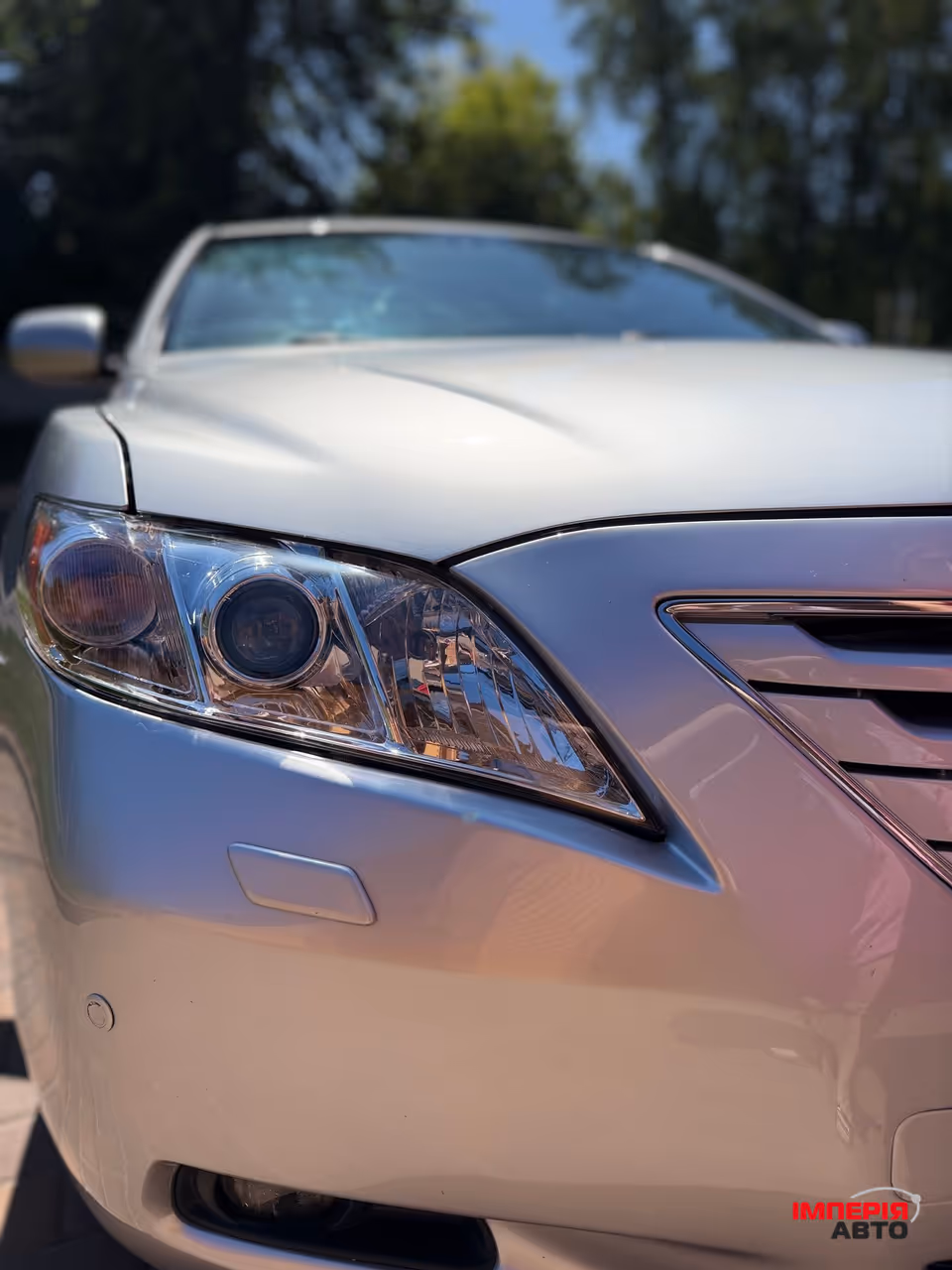 Toyota Camry - фото 3