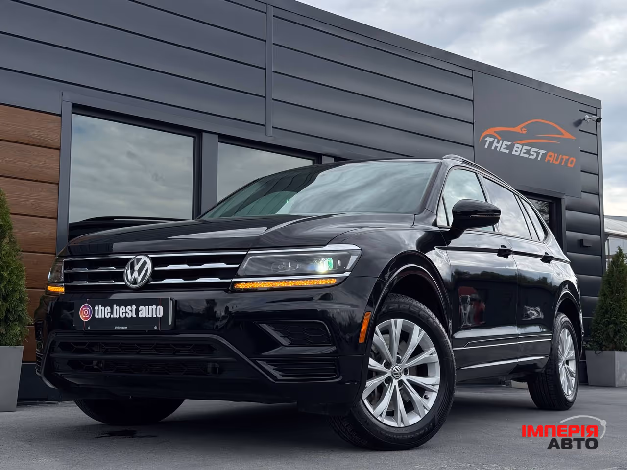 Volkswagen Tiguan - фото 1