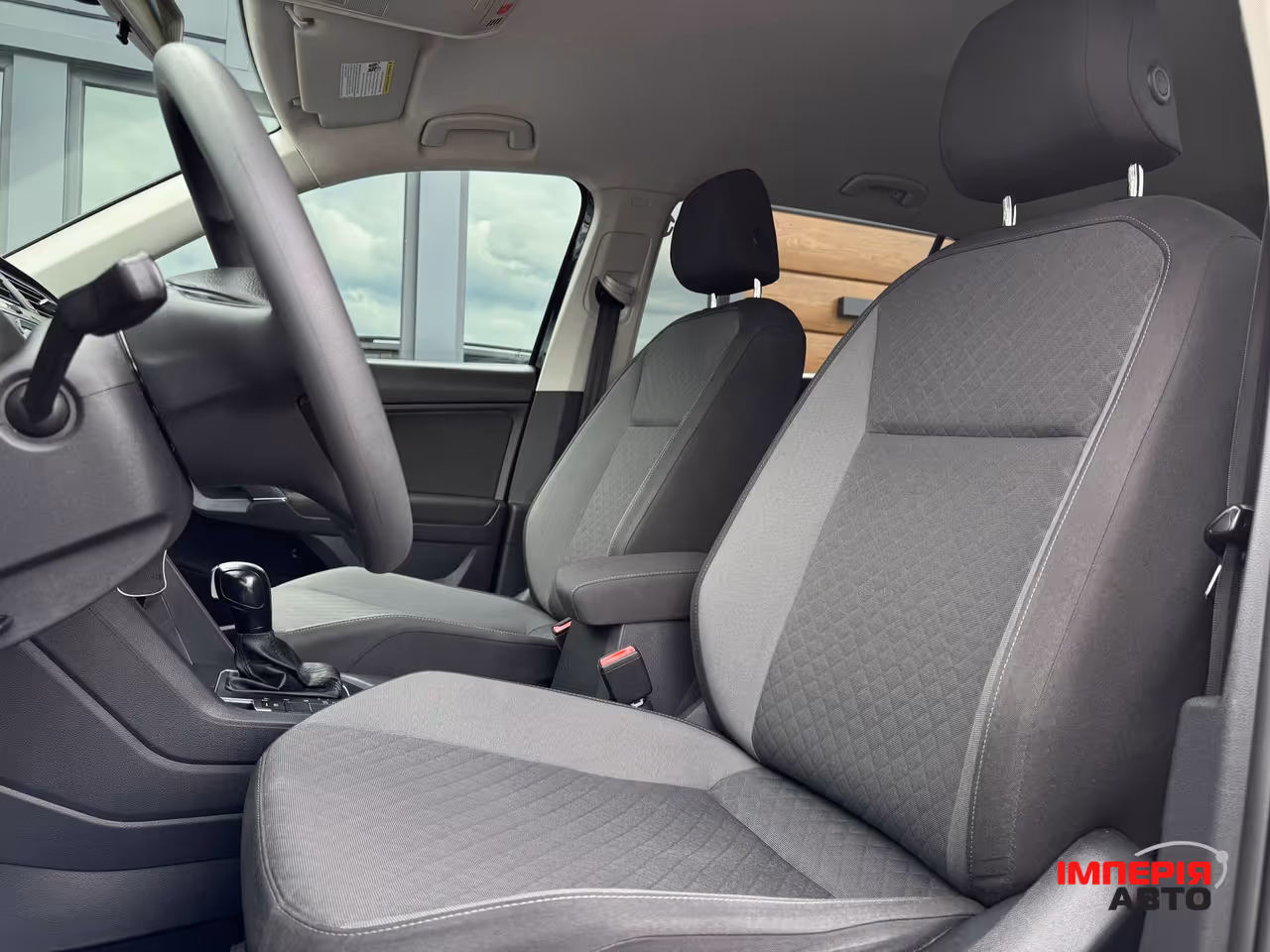 Volkswagen Tiguan - фото 27