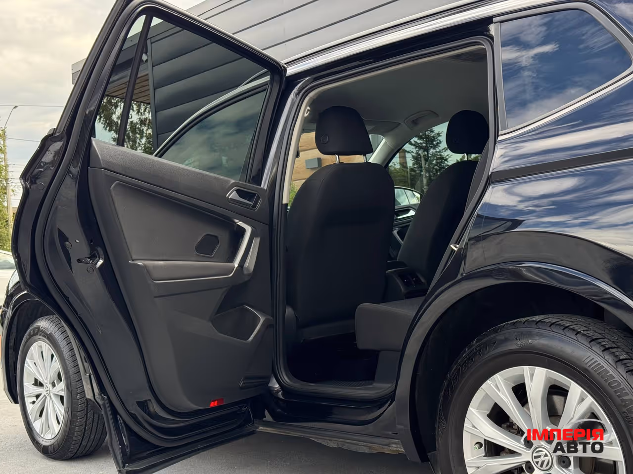 Volkswagen Tiguan - фото 42