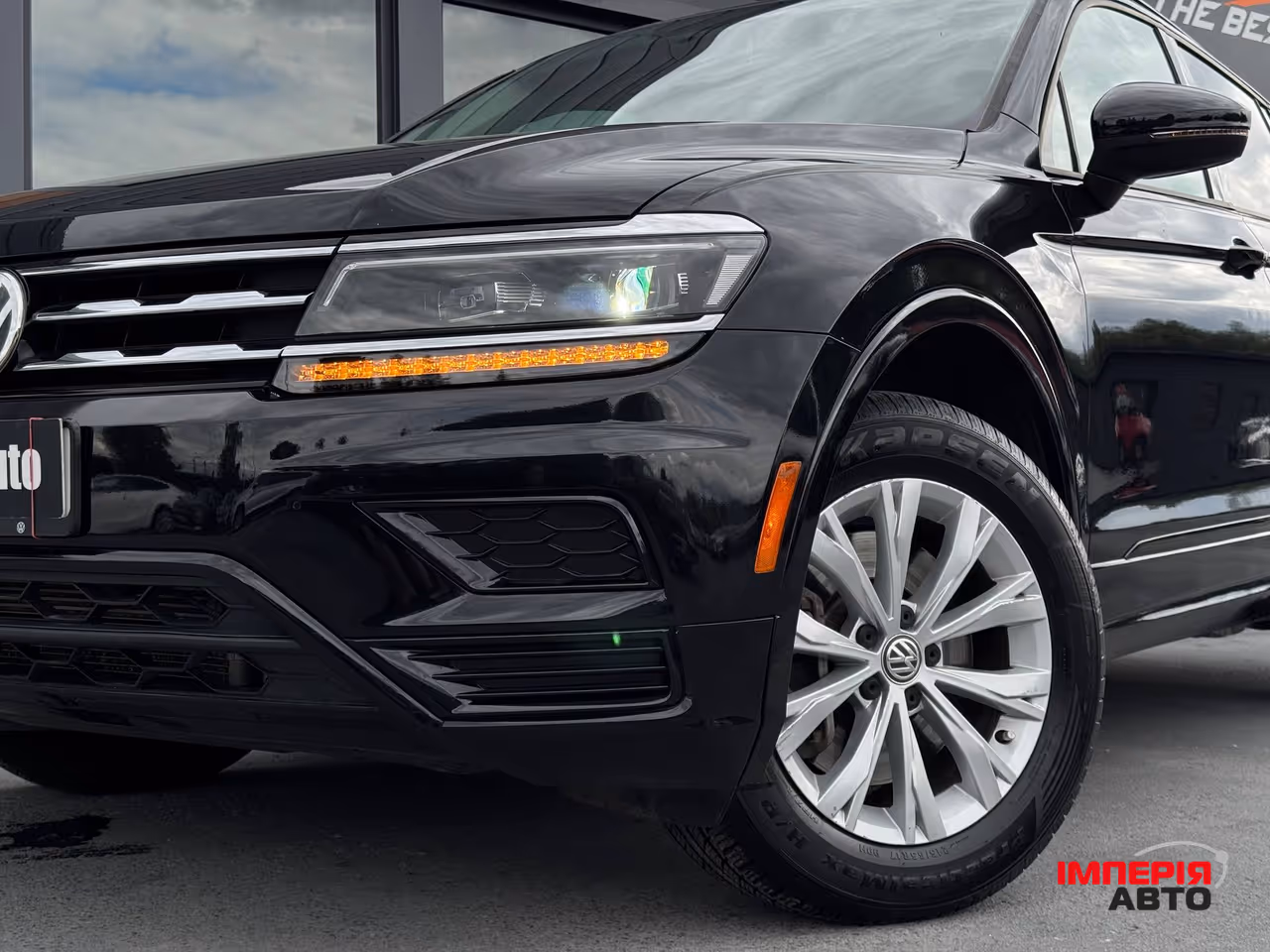 Volkswagen Tiguan - фото 3