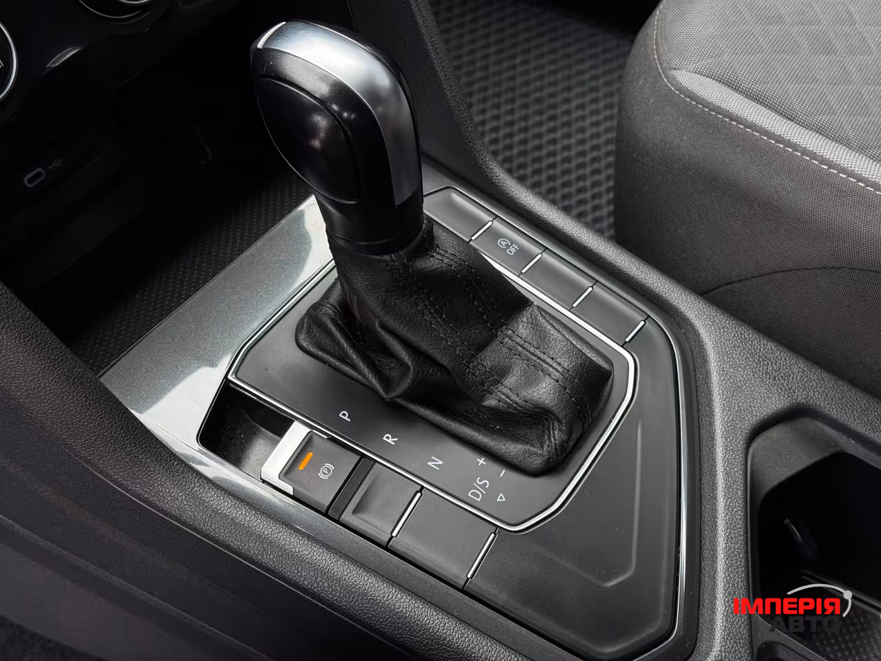 Volkswagen Tiguan - фото 33