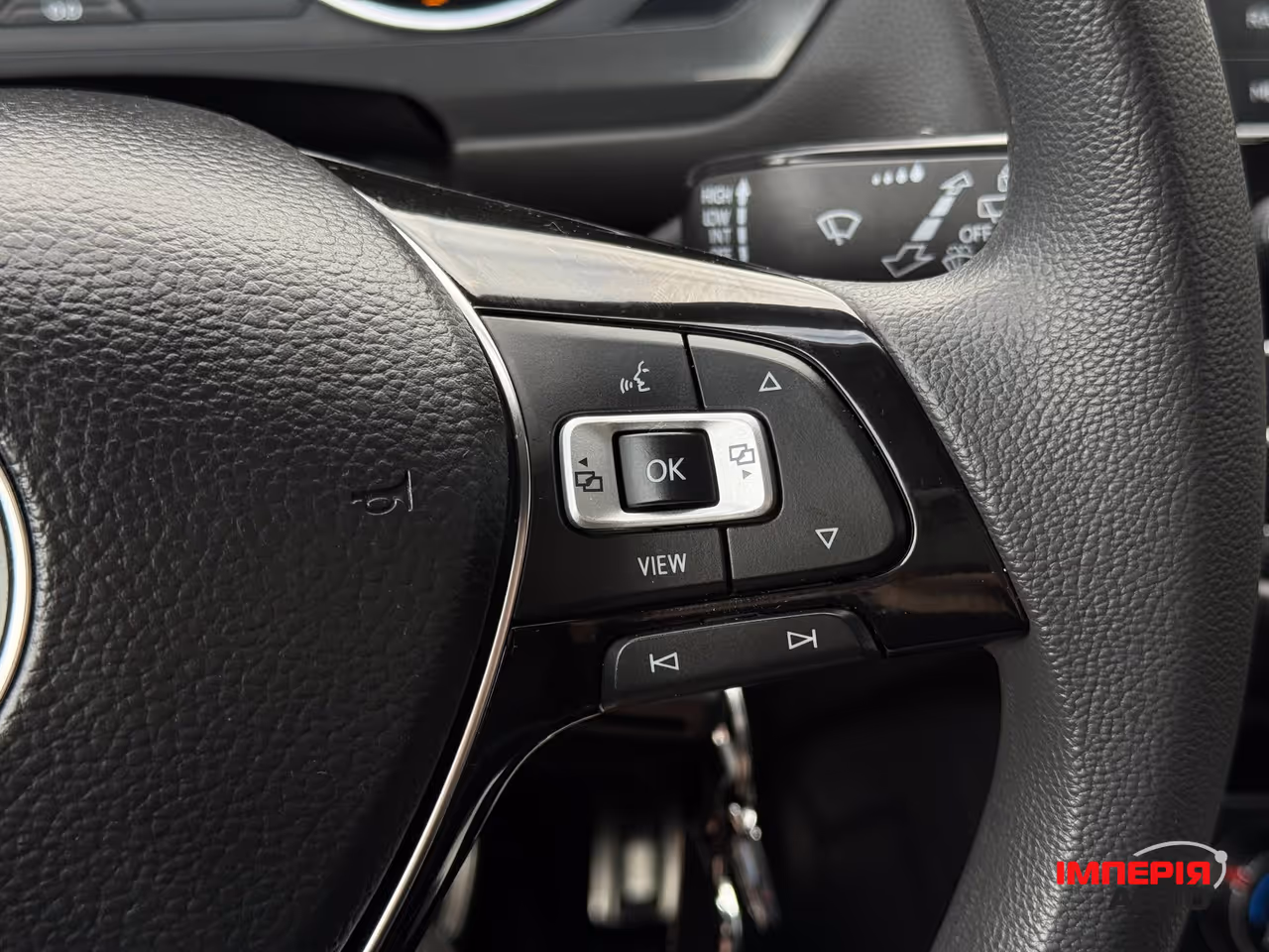 Volkswagen Tiguan - фото 36