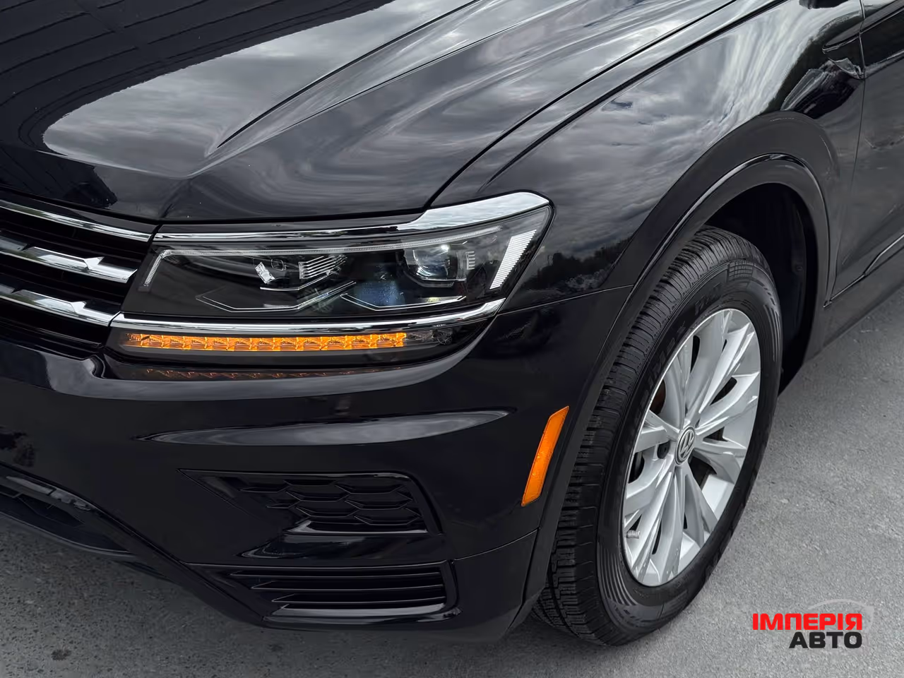 Volkswagen Tiguan - фото 9