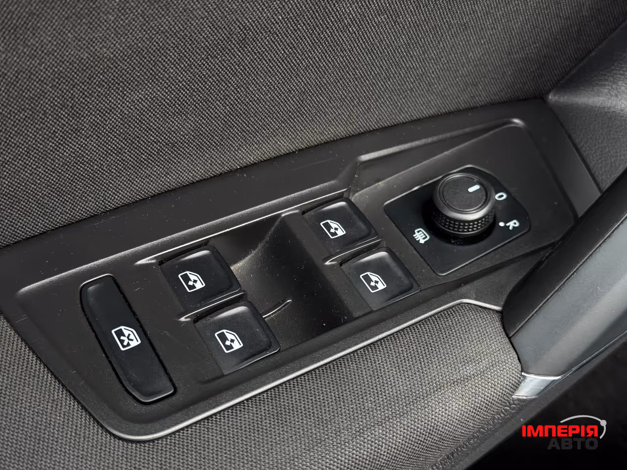 Volkswagen Tiguan - фото 22