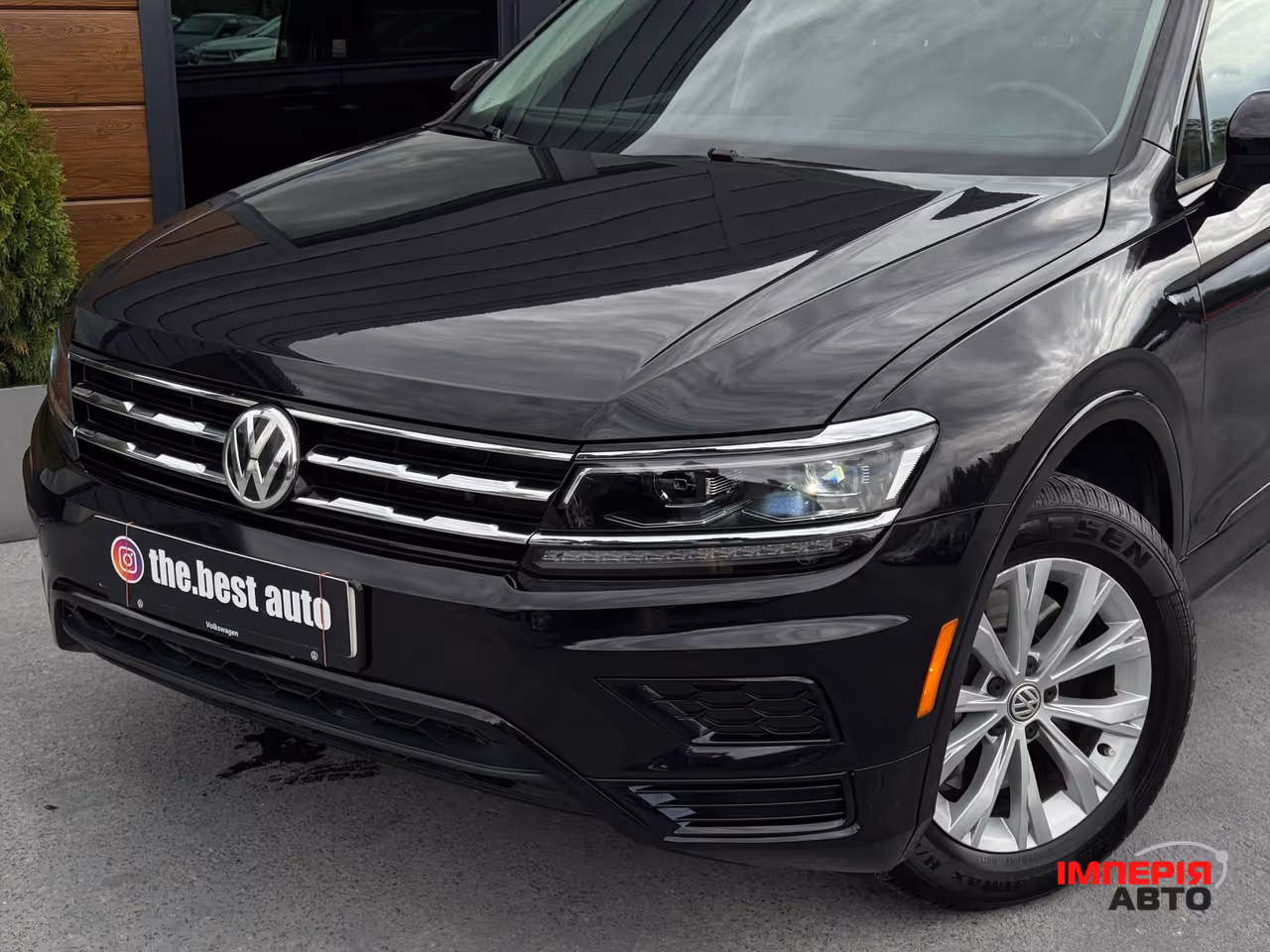 Volkswagen Tiguan - фото 2