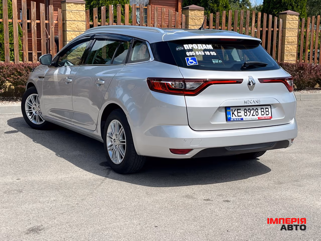 Renault Megane - фото 8