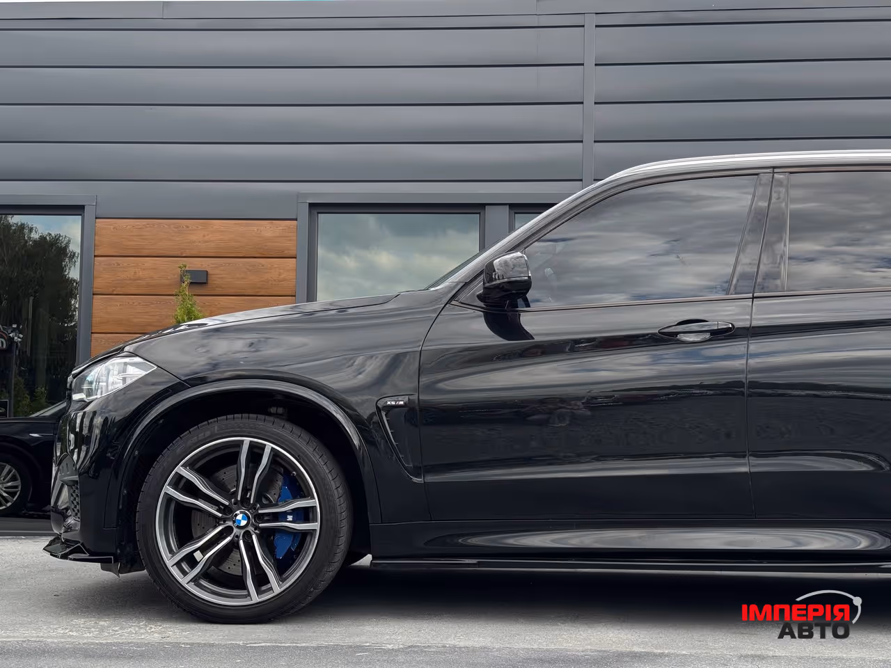BMW X5 M - фото 24