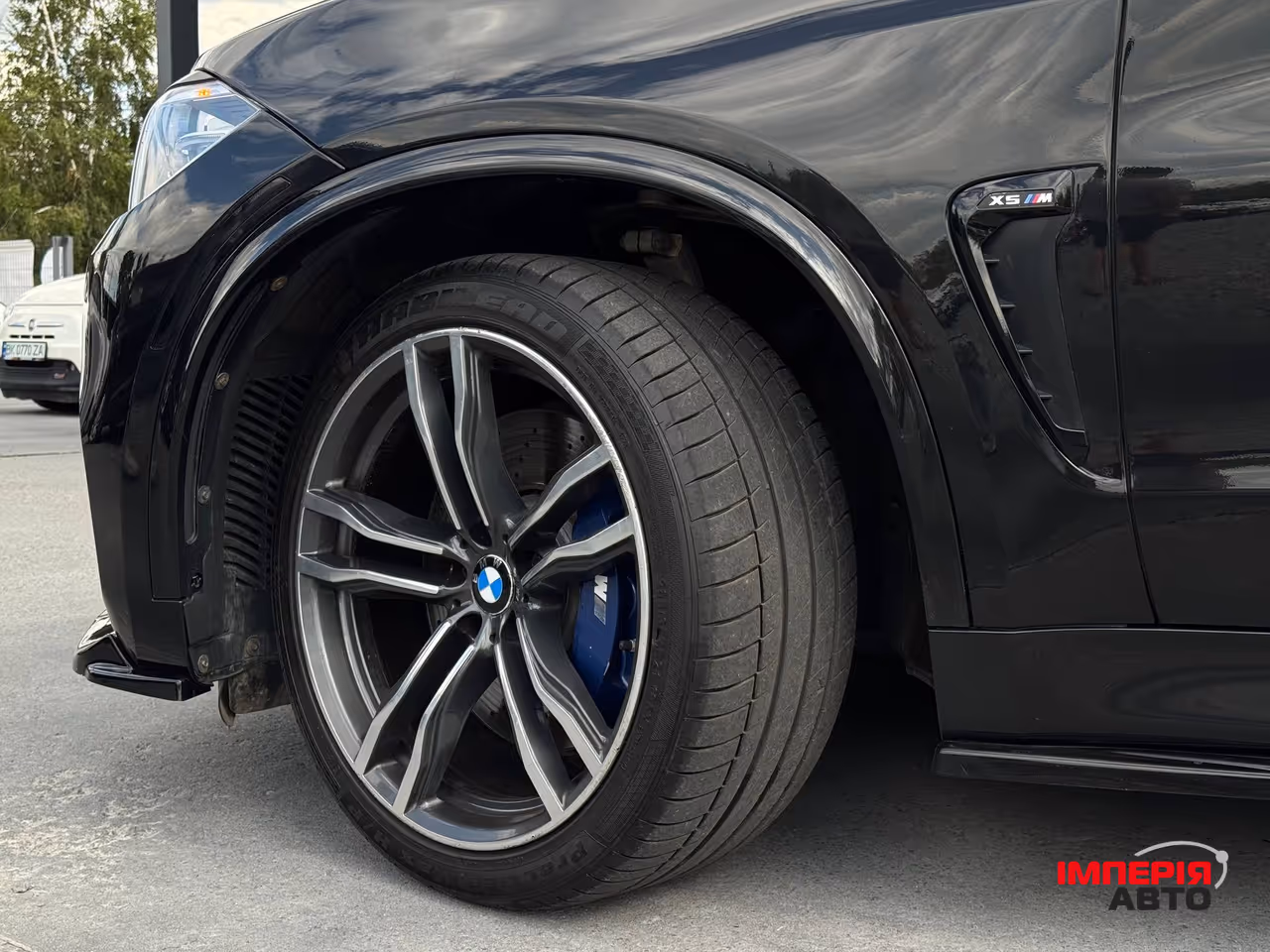 BMW X5 M - фото 10
