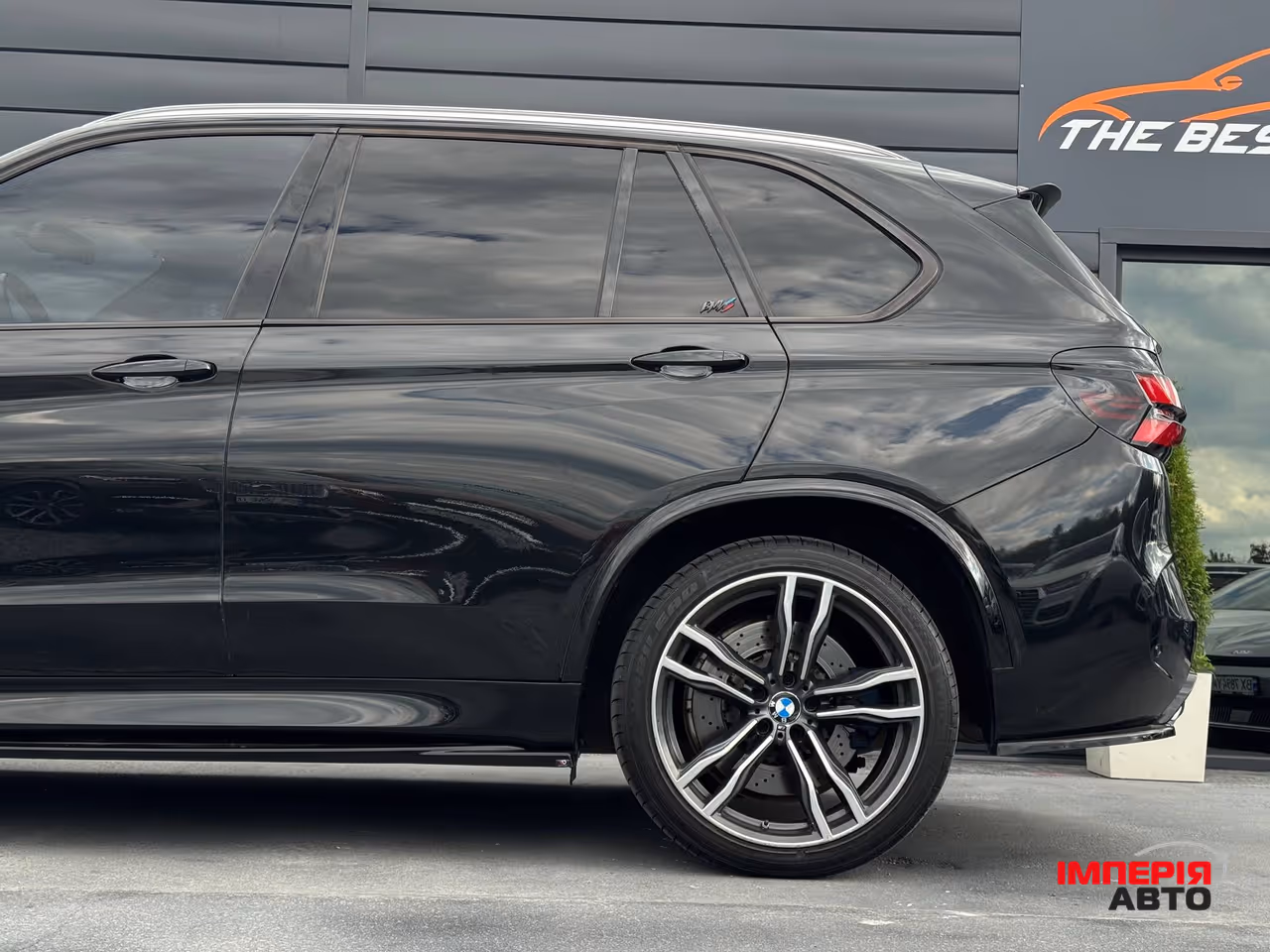 BMW X5 M - фото 25