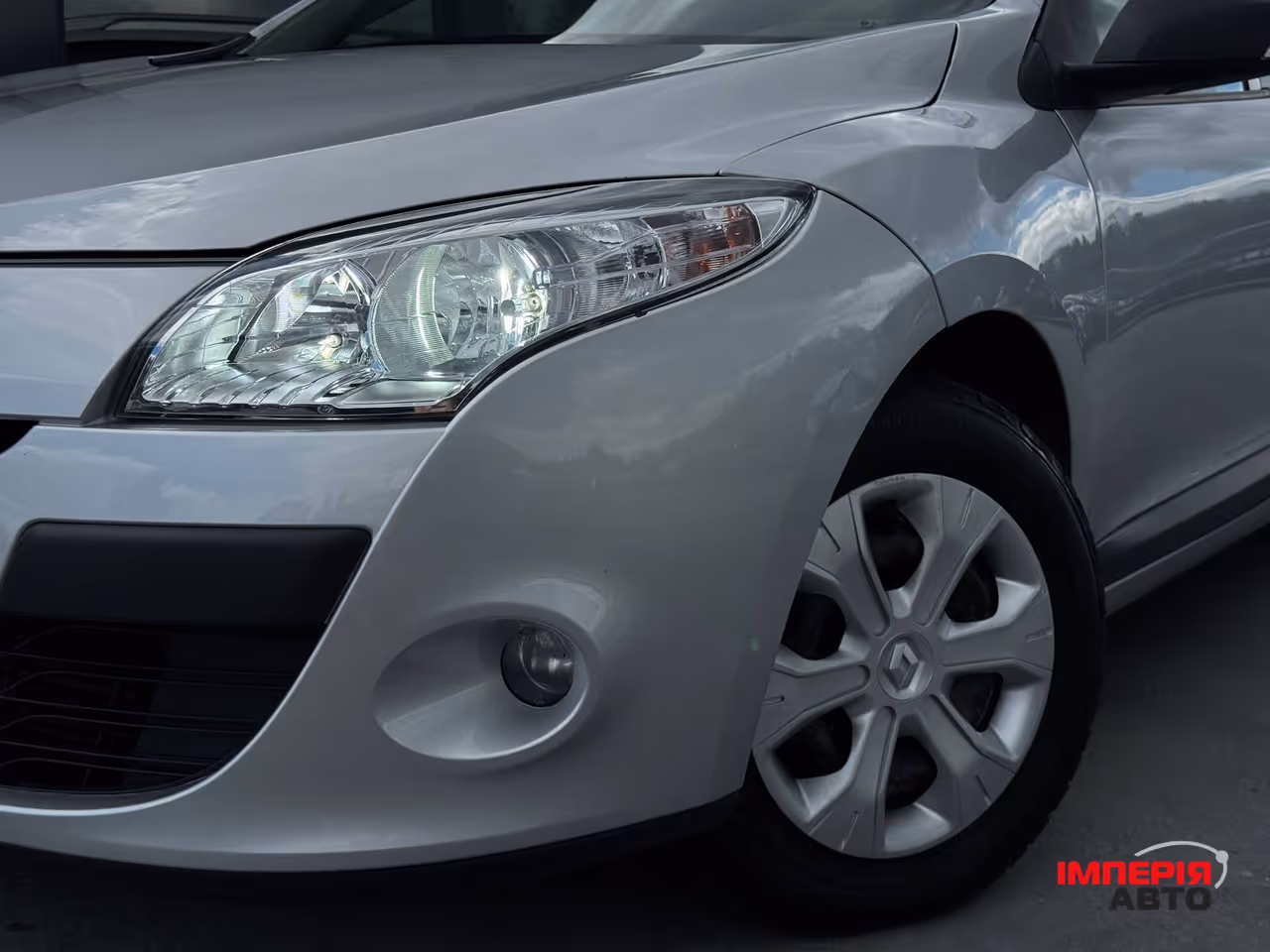 Renault Megane - фото 2