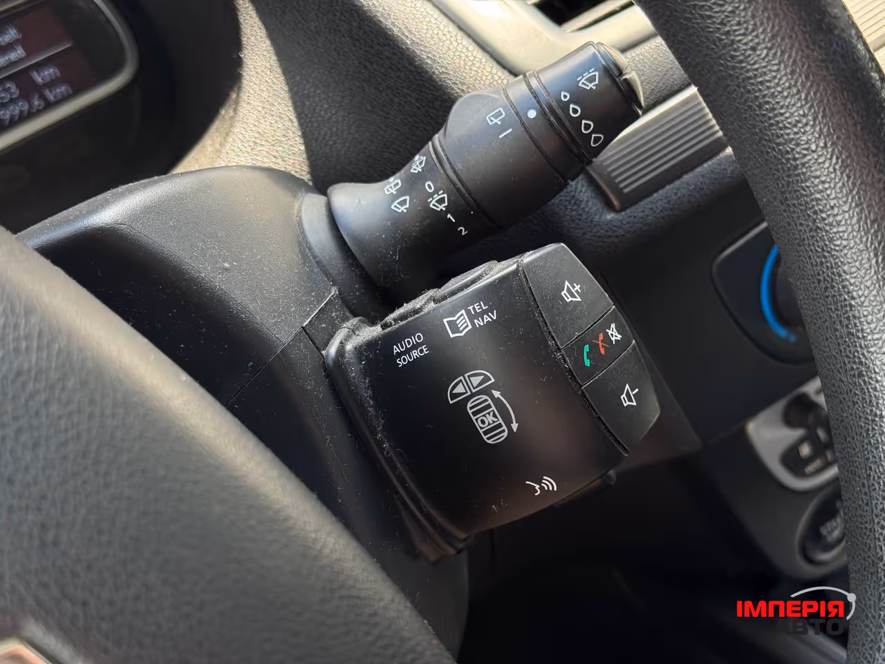 Renault Megane - фото 25