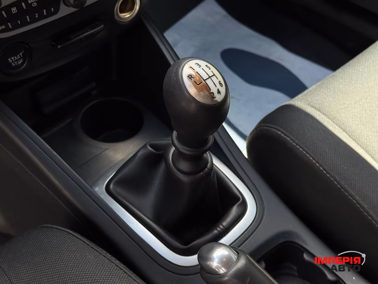 Renault Megane - фото 22