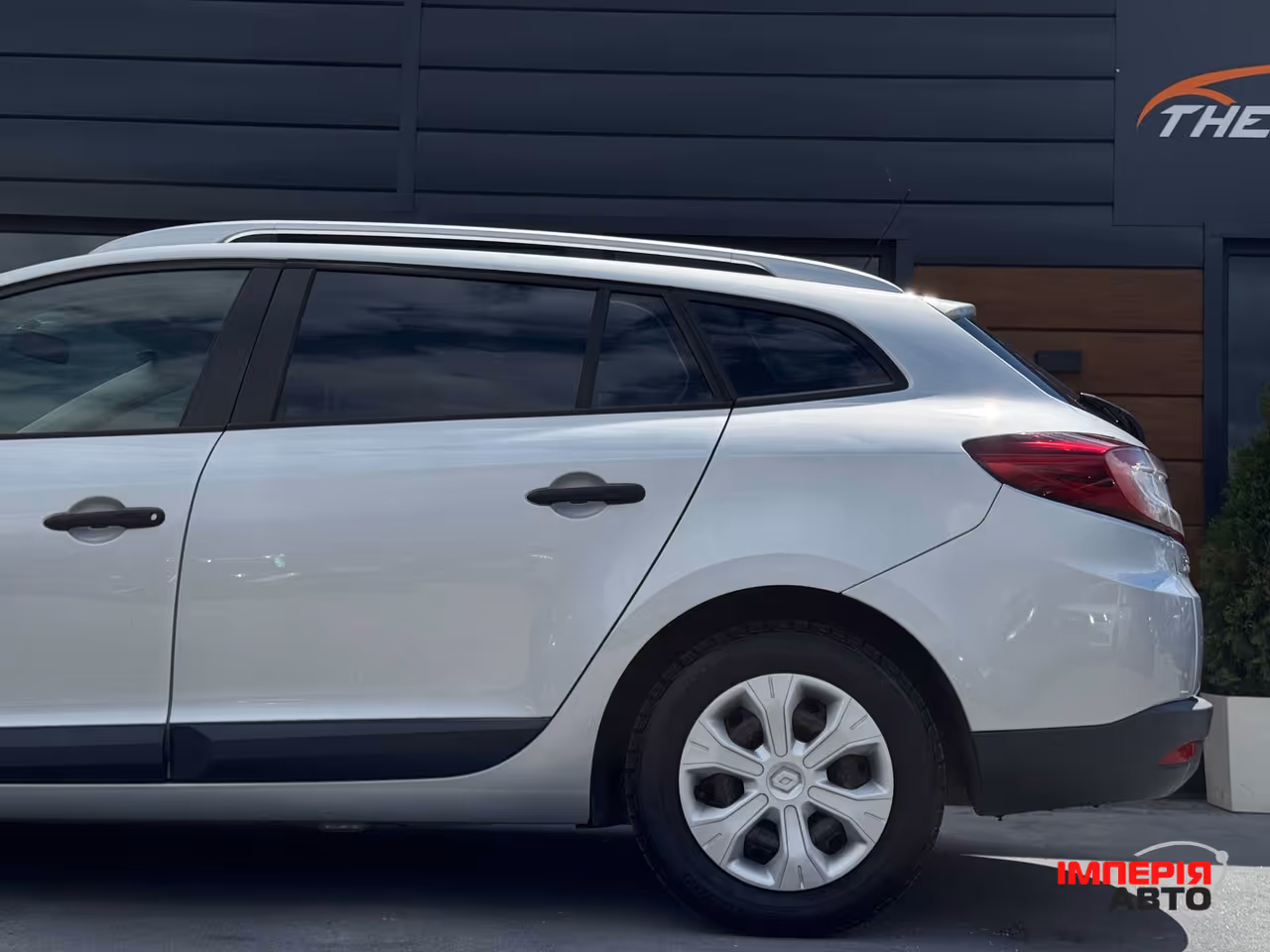 Renault Megane - фото 11
