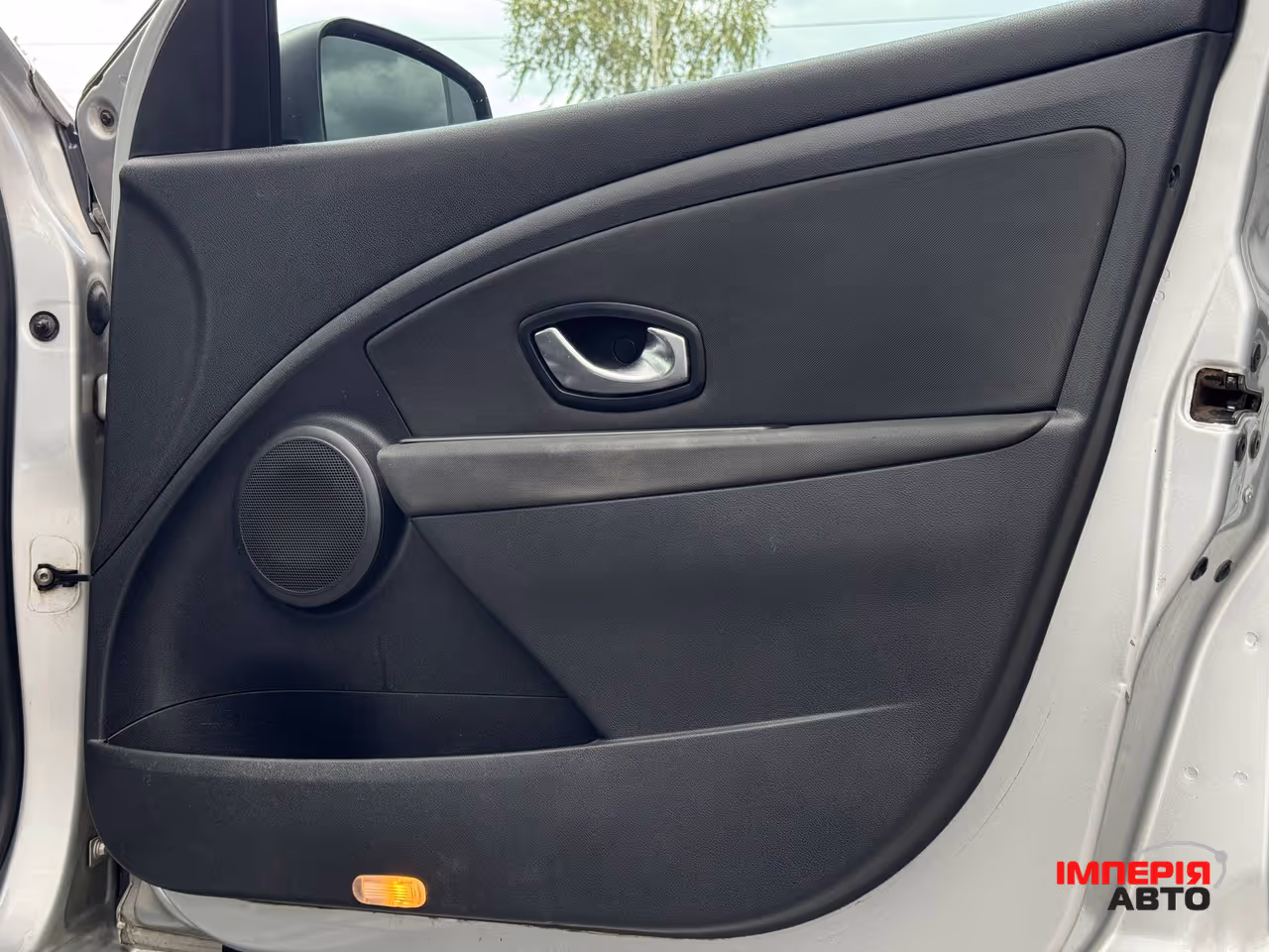 Renault Megane - фото 40